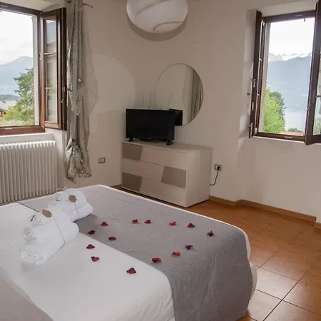 Casa Orly & Solly - Lake Como * Colico
